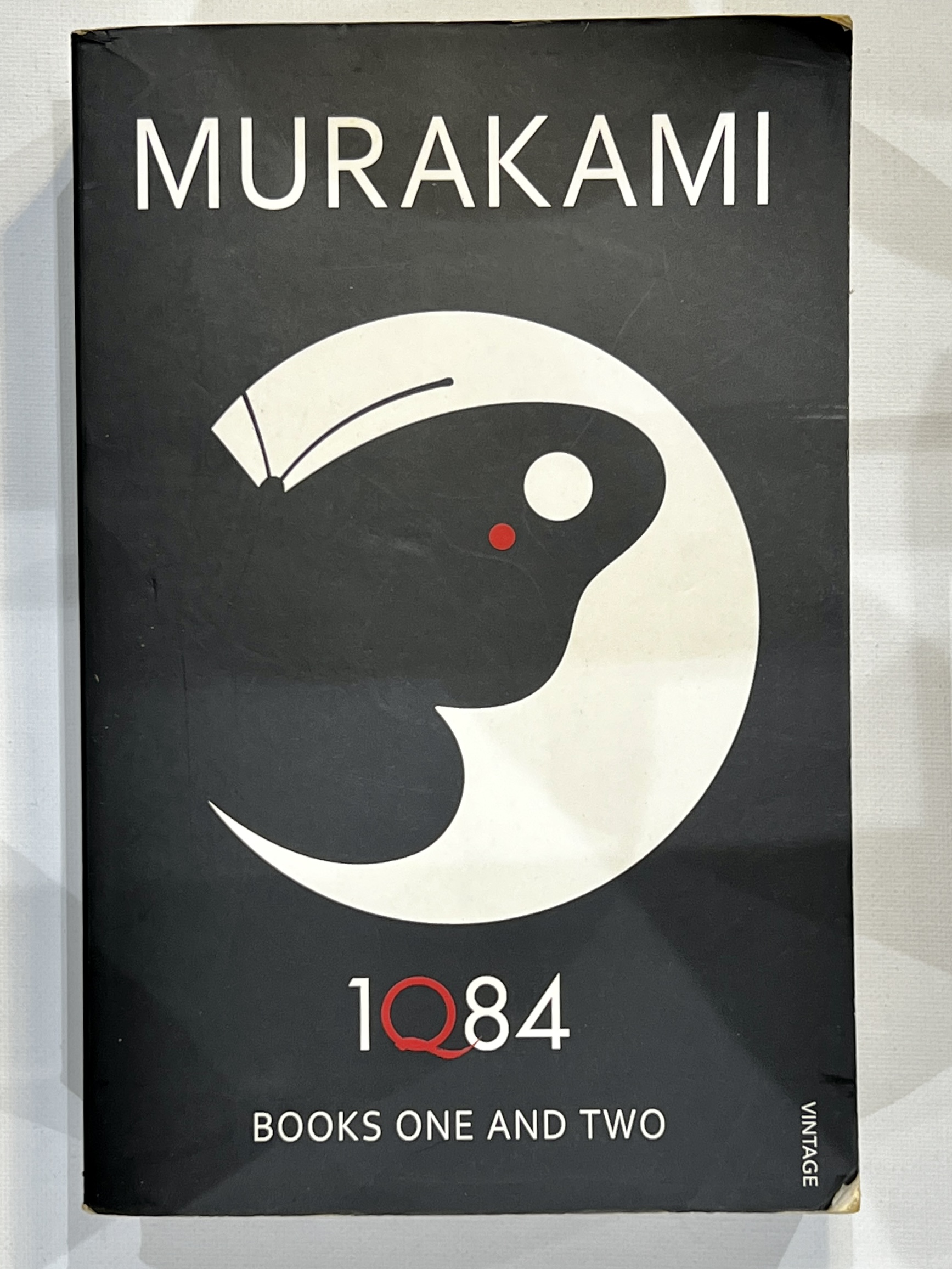 1Q84 front cover